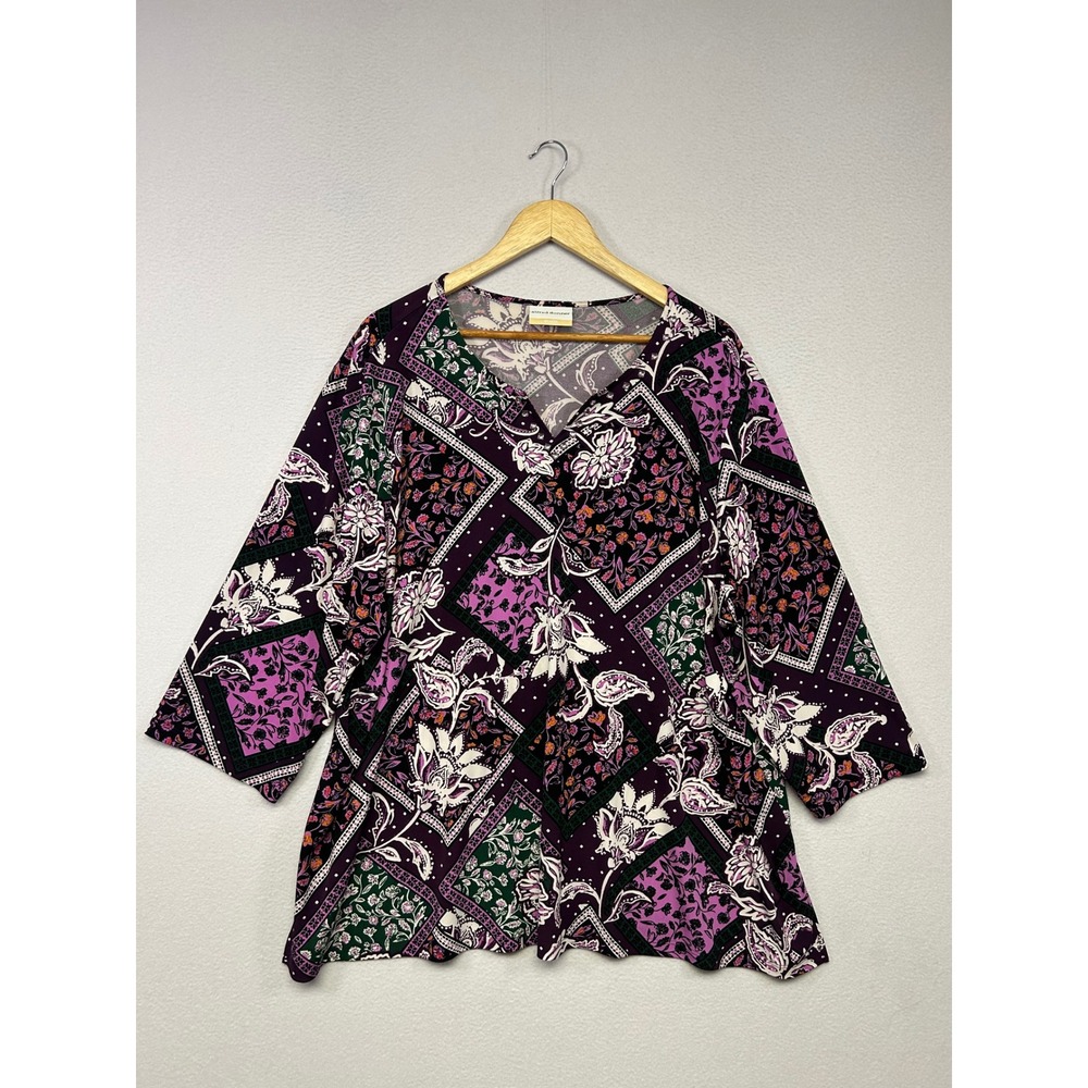 Boho Eclectic Alfred Dunner Woman Plus Purple Floral Paisley Patchwork Tunic Top